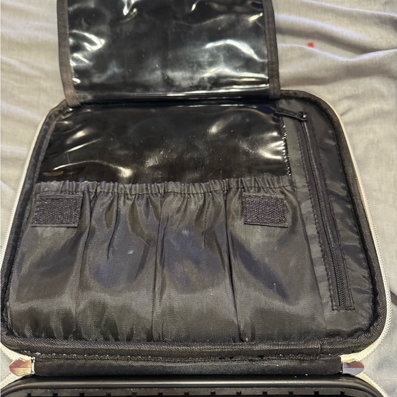 Relavel Marble Makeup Bag White Gray Zipper Handle Adjustable Compartment - Picture 10 of 10